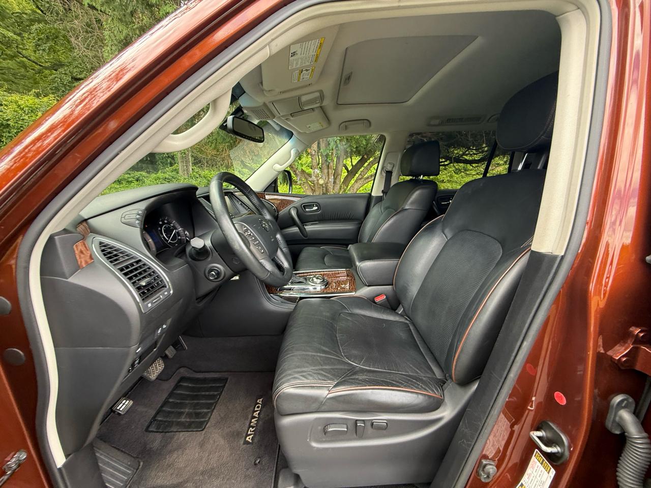 Nissan Armada Platinum AWD 2017