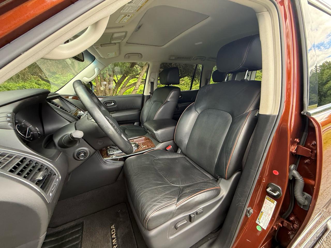Nissan Armada Platinum AWD 2017