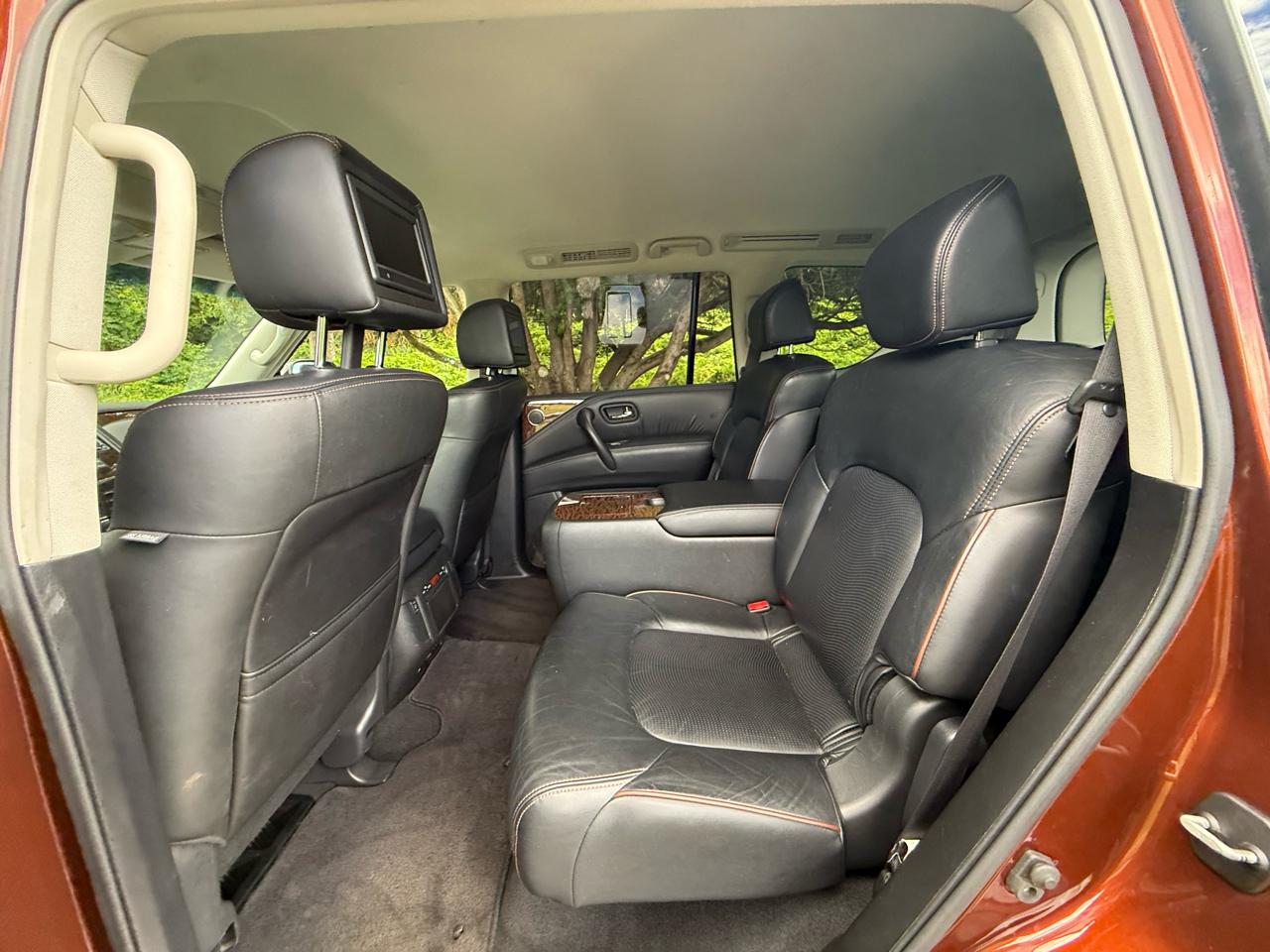 Nissan Armada Platinum AWD 2017