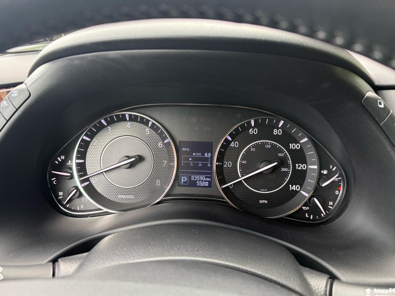 Nissan Armada Platinum AWD 2017