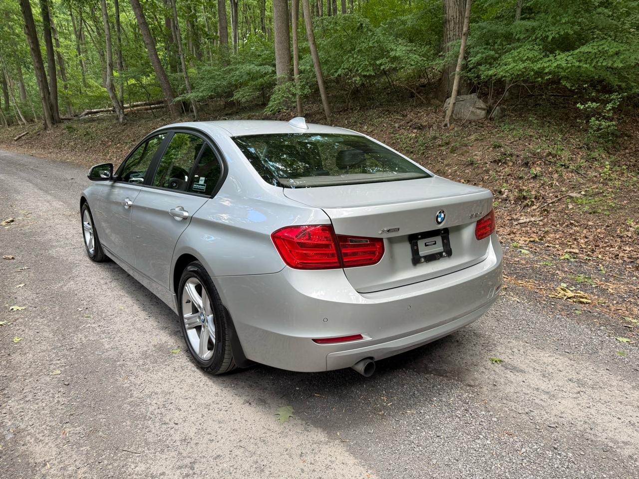 BMW 3-Series 320i xDrive 2013