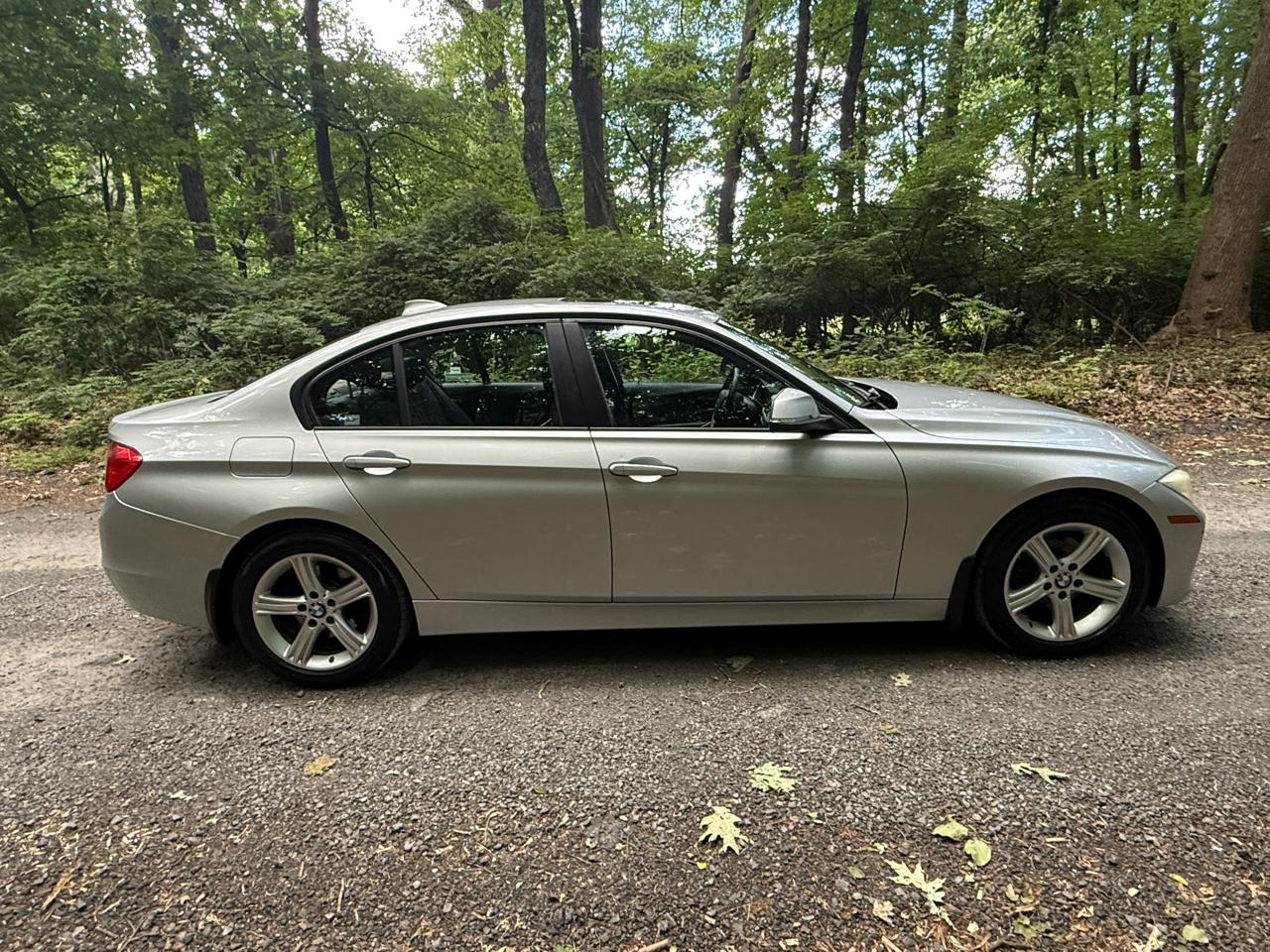 BMW 3-Series 320i xDrive 2013