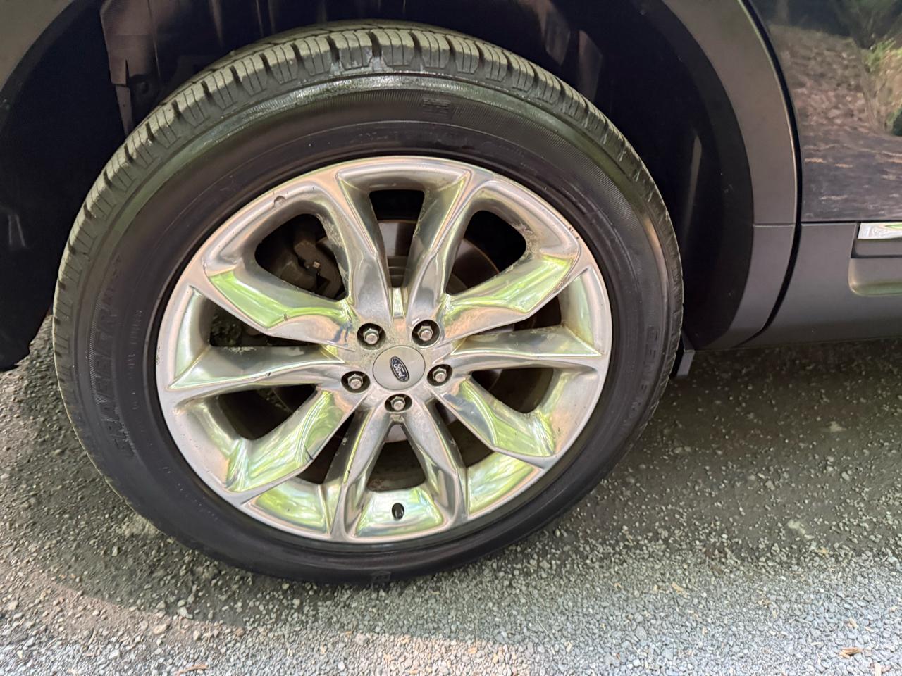Ford Explorer XLT 4WD 2015