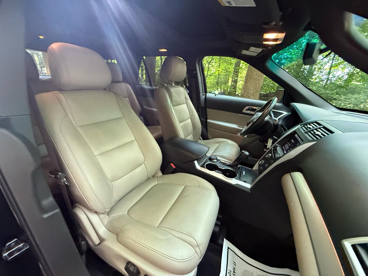 Ford Explorer XLT 4WD 2015