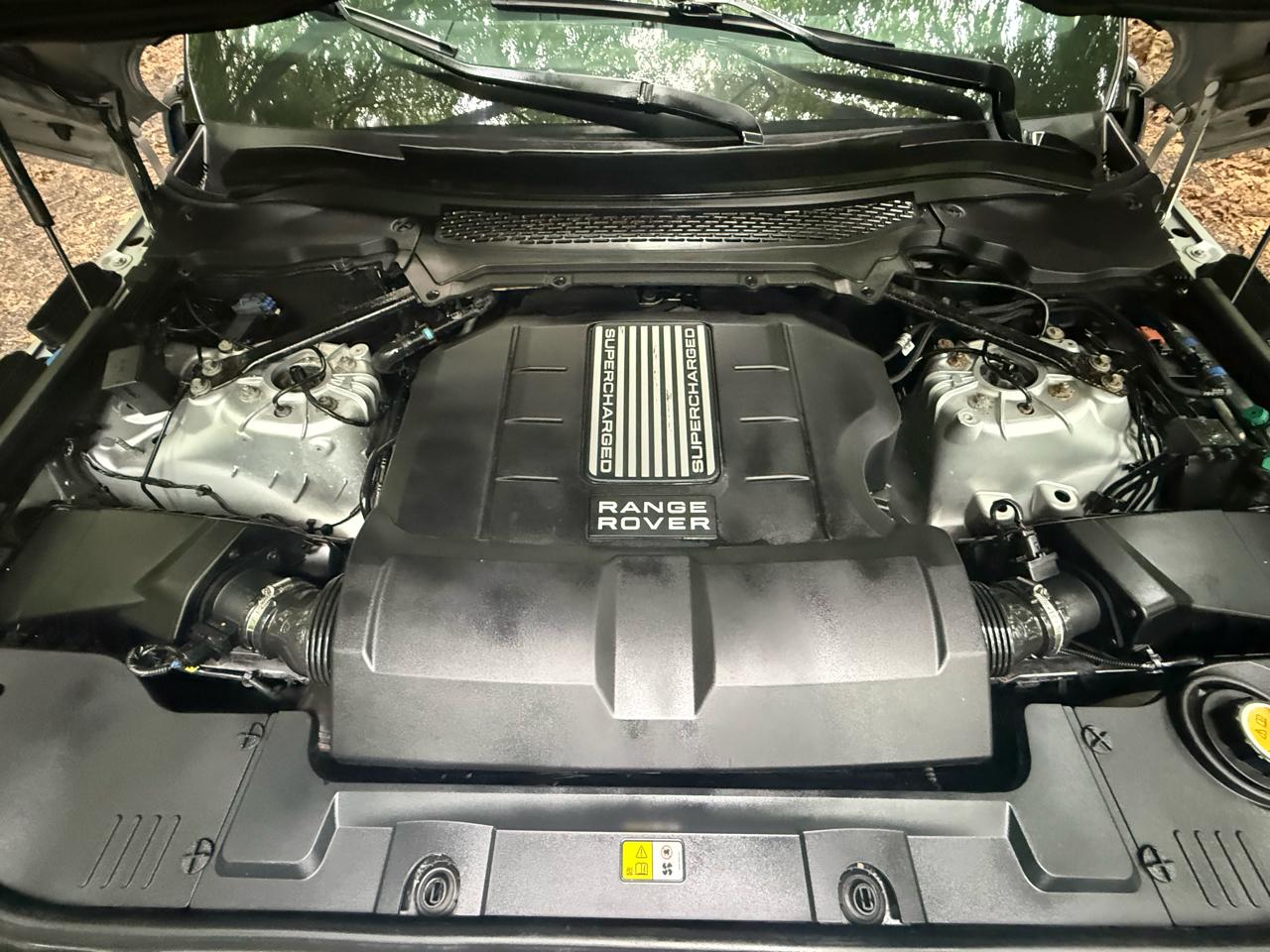Land Rover Range Rover 3.0L V6 Supercharged HSE 2014