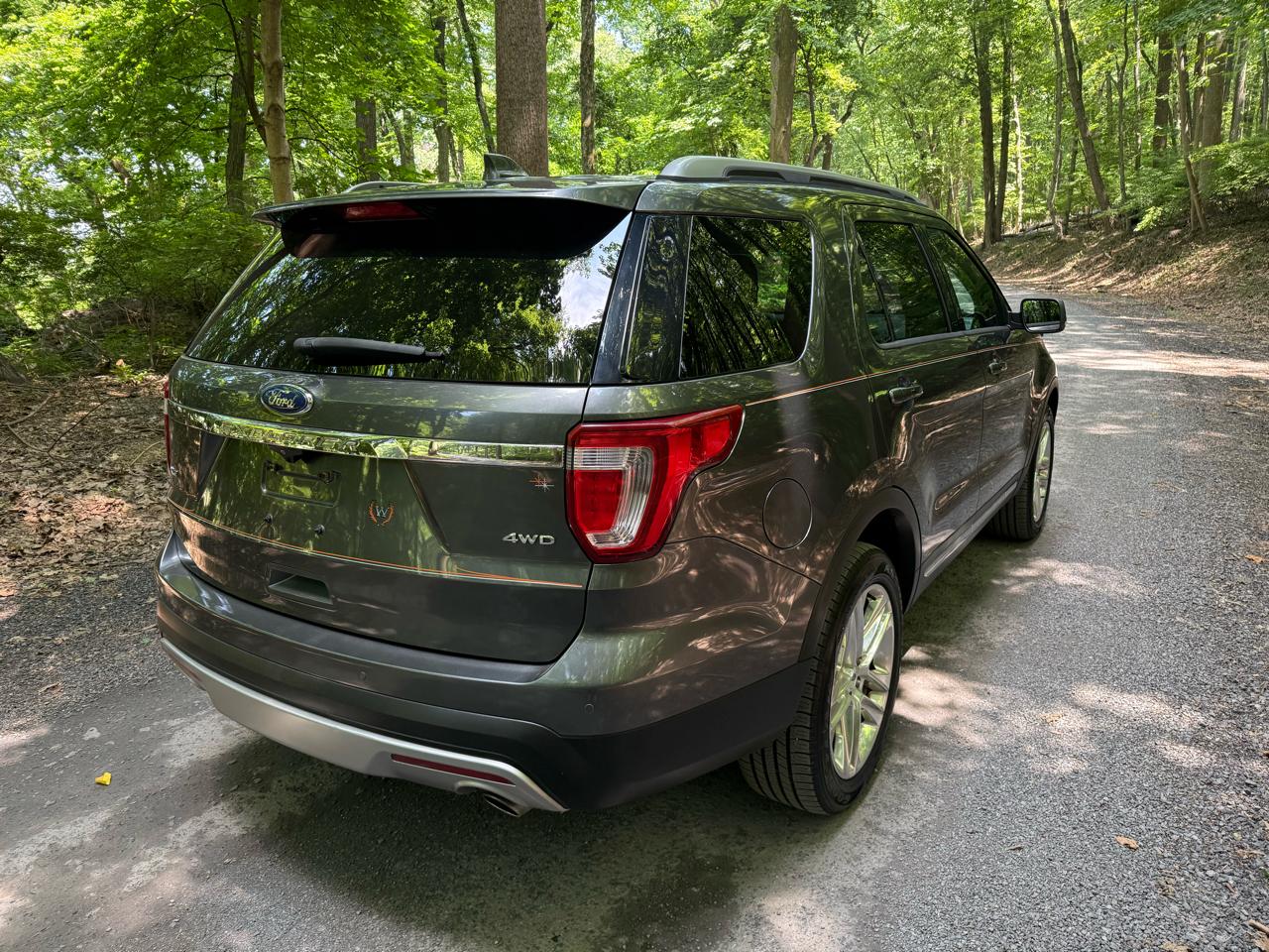 Ford Explorer XLT 4WD 2016