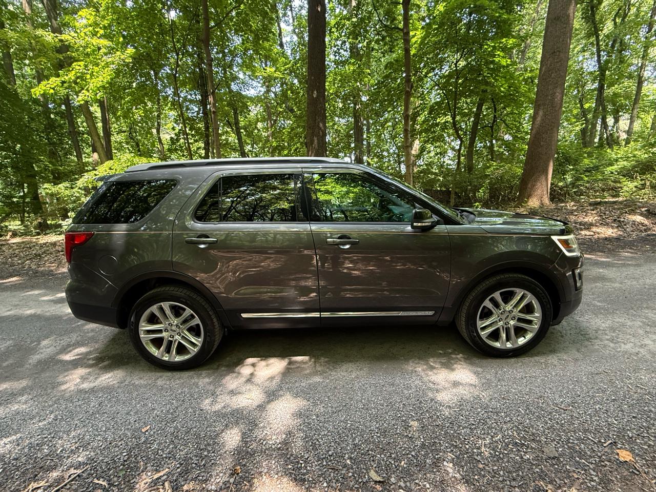 Ford Explorer XLT 4WD 2016