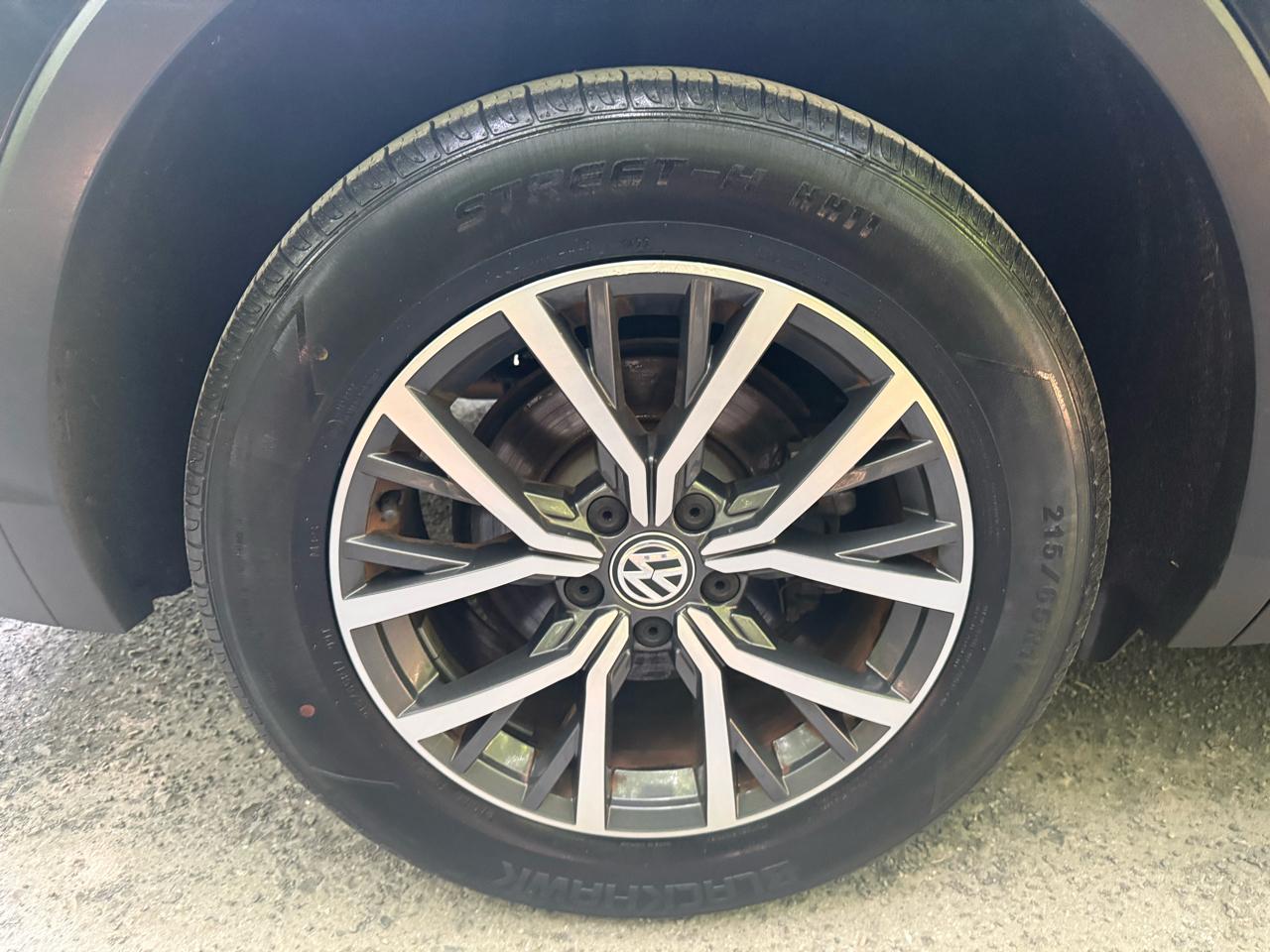 Volkswagen Tiguan SEL 4Motion AWD 2019