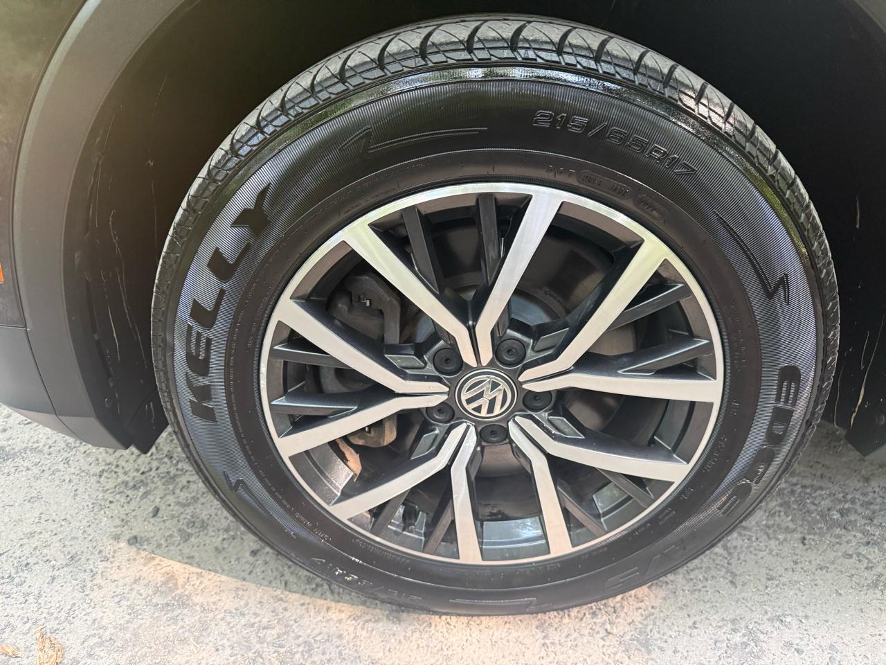 Volkswagen Tiguan SEL 4Motion AWD 2019