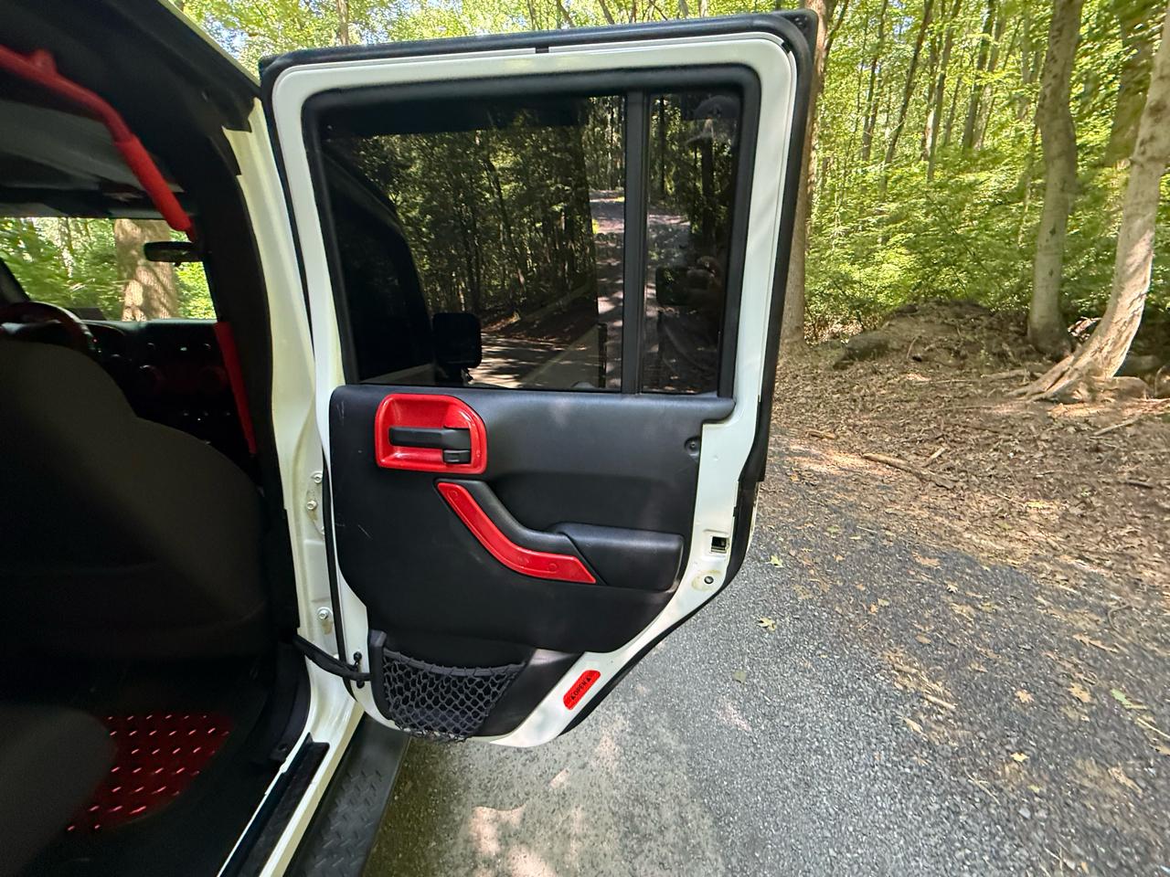 Jeep Wrangler Unlimited Sahara 4WD 2012