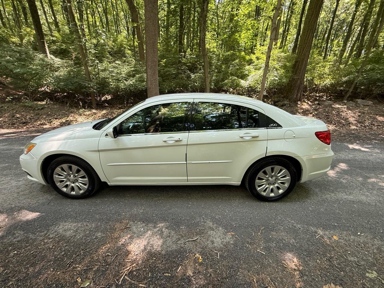 Chrysler 200 LX 2014