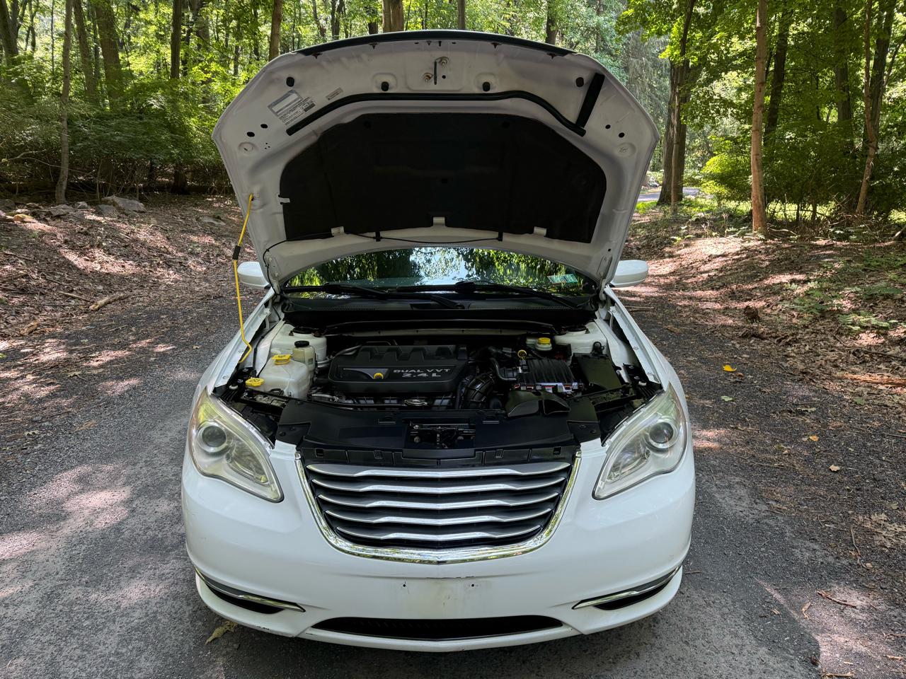 Chrysler 200 LX 2014