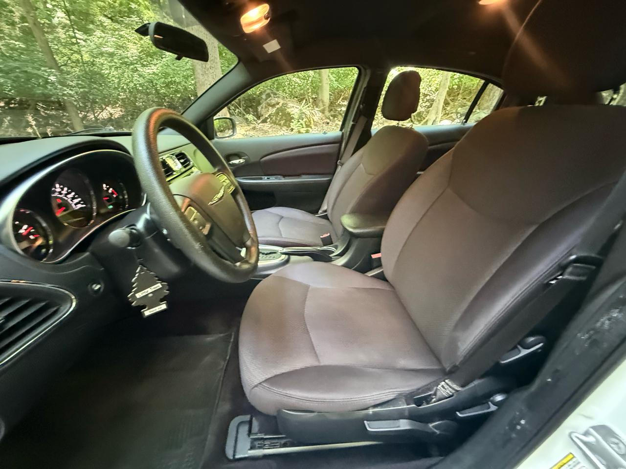 Chrysler 200 LX 2014