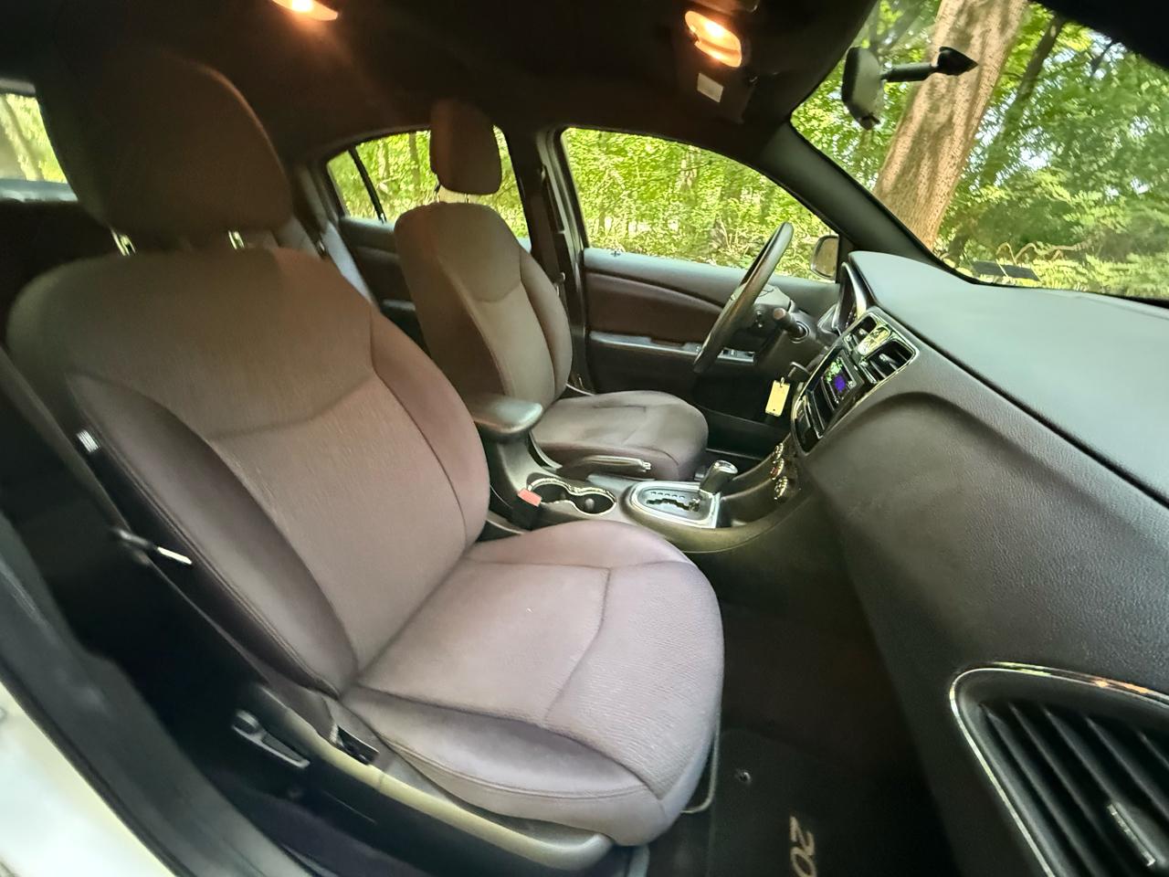 Chrysler 200 LX 2014
