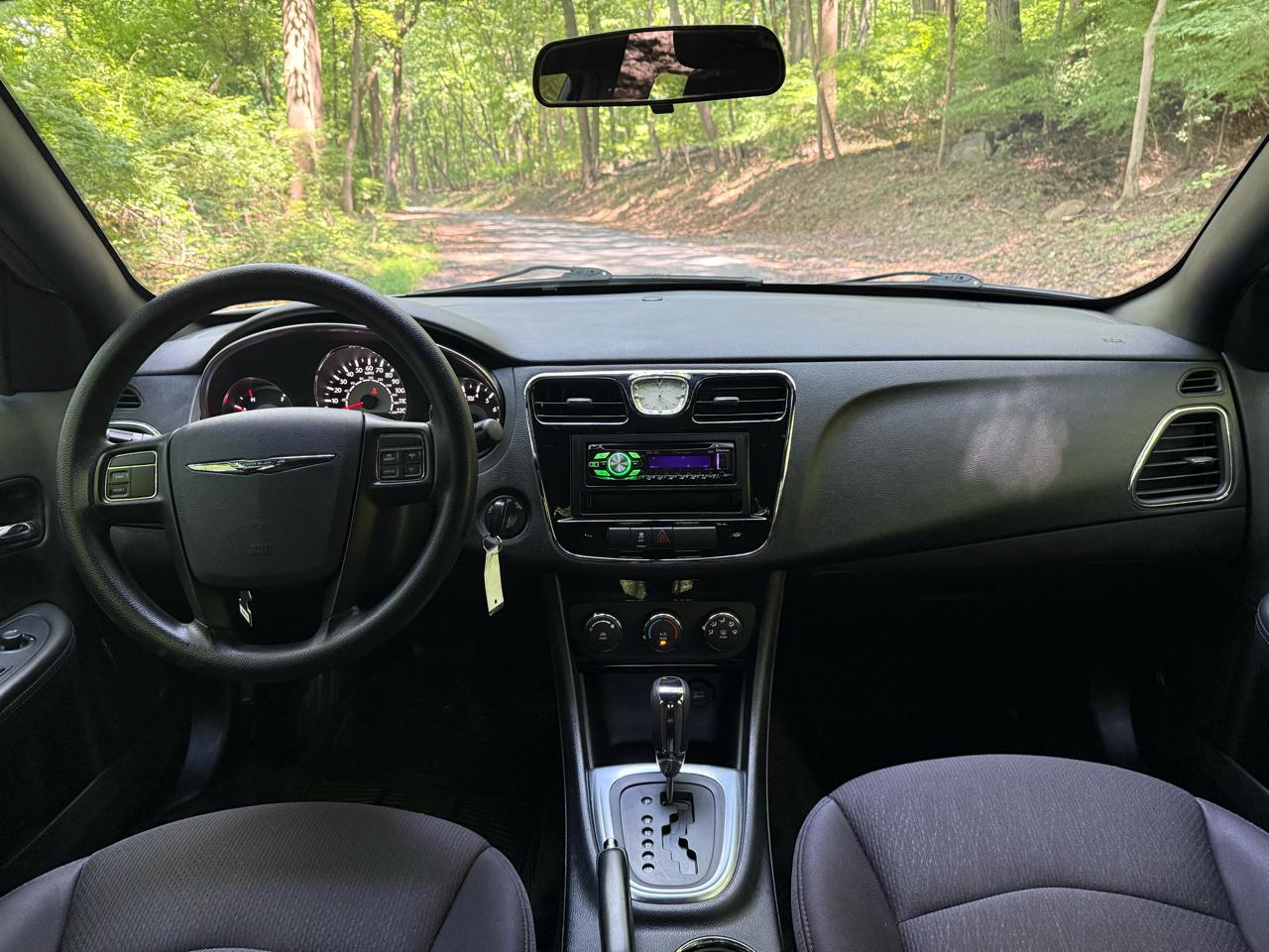 Chrysler 200 LX 2014
