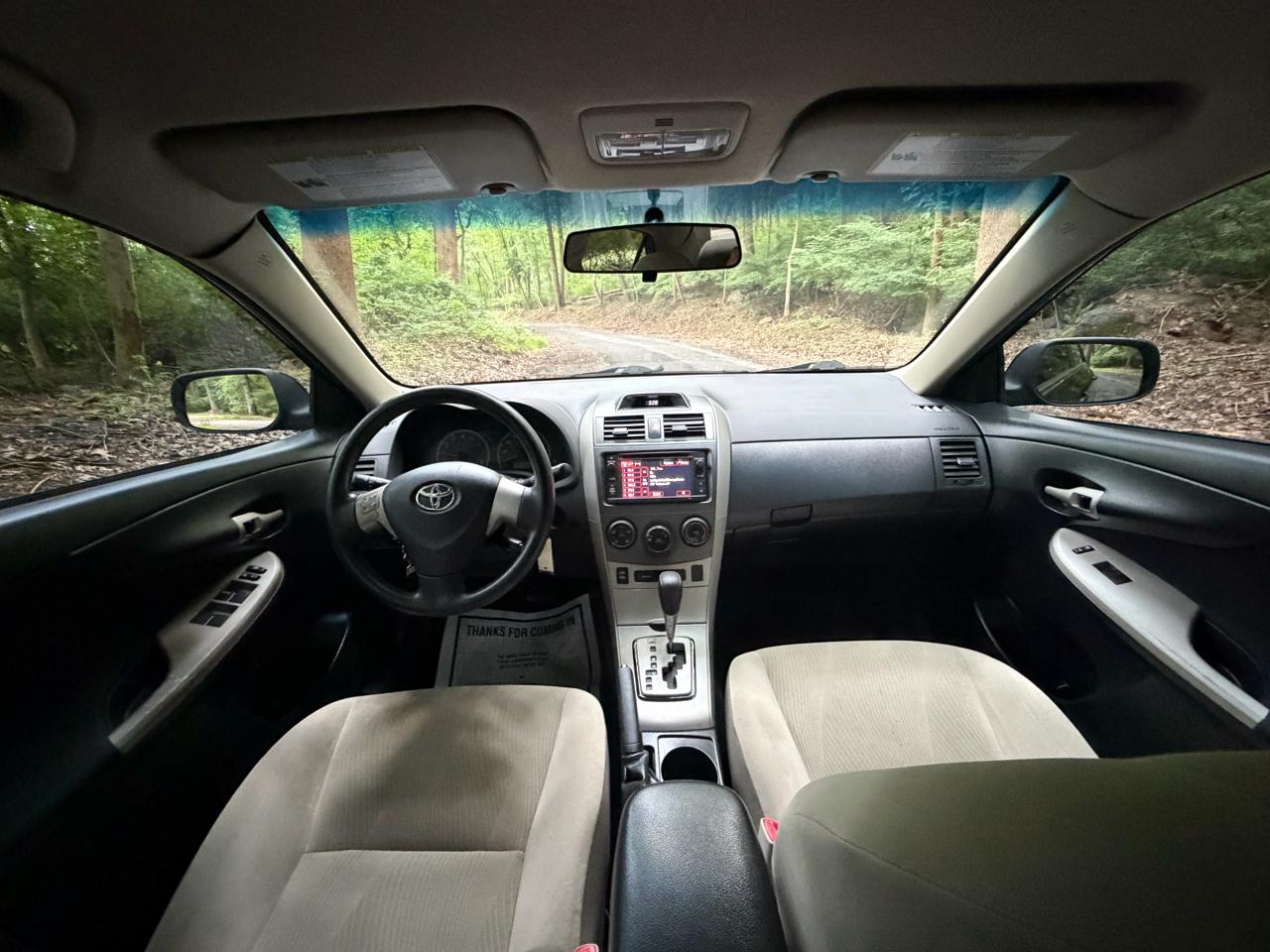 Toyota Corolla 4dr Sdn Base Auto 2013