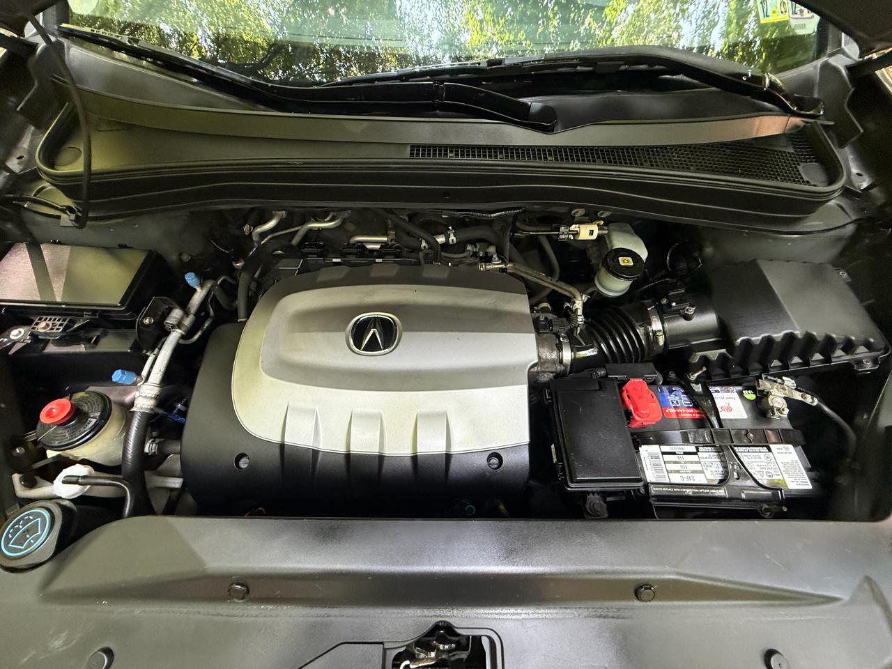 Acura MDX 6-Spd AT w/Tech and Entertainment Package 2012