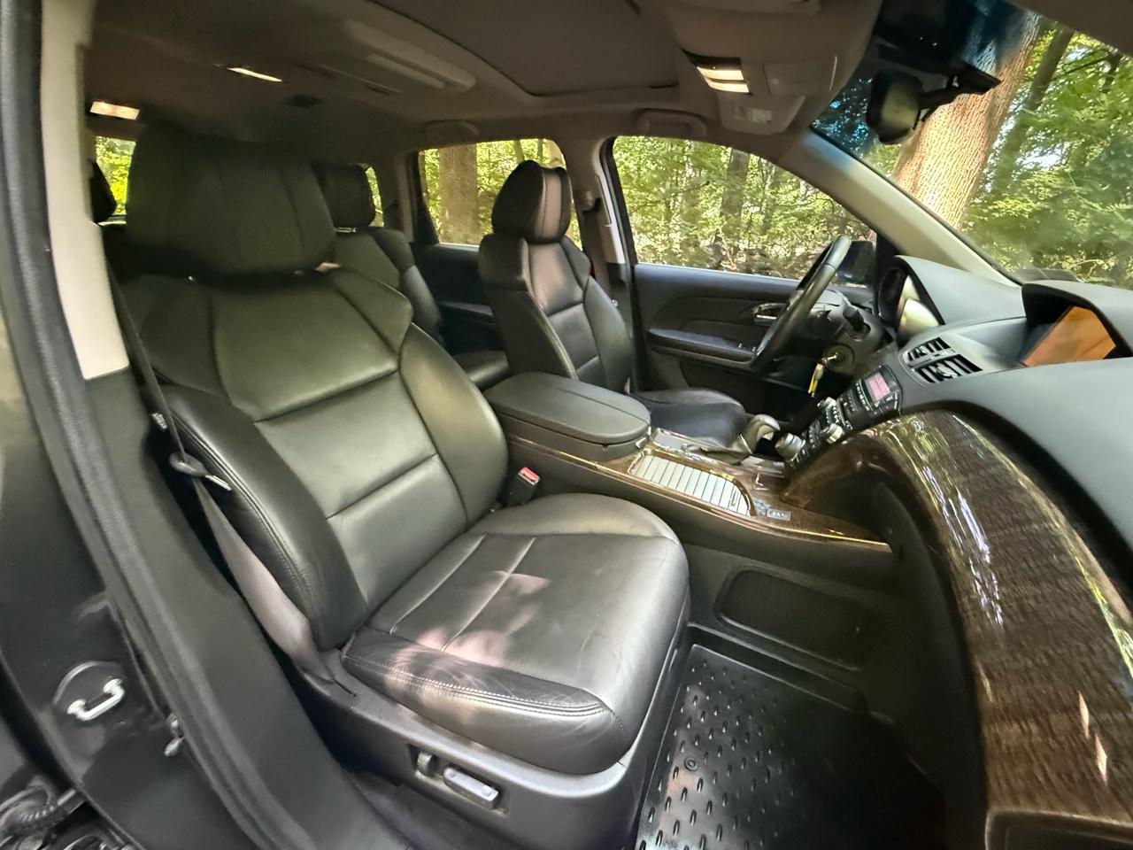 Acura MDX 6-Spd AT w/Tech and Entertainment Package 2012