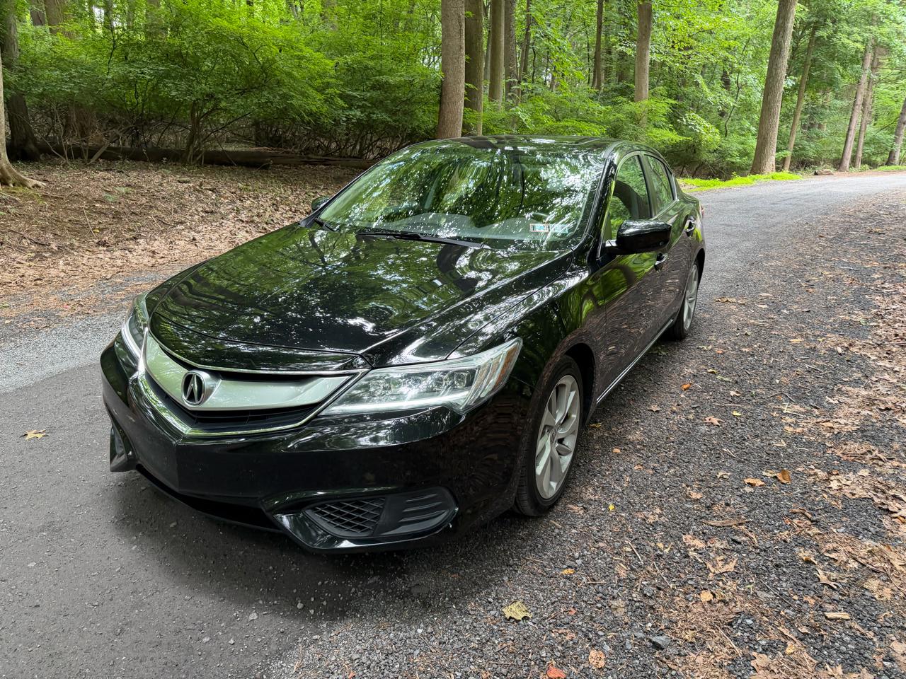 Acura ILX 8-Spd AT w/ Premium Package 2017