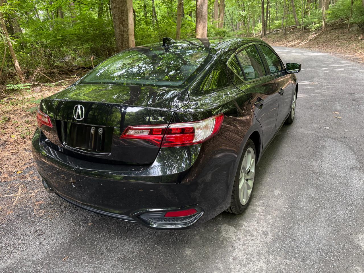 Acura ILX 8-Spd AT w/ Premium Package 2017