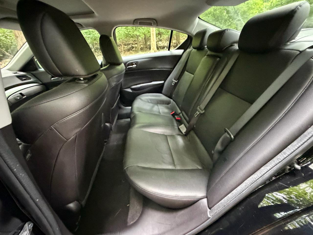 Acura ILX 8-Spd AT w/ Premium Package 2017