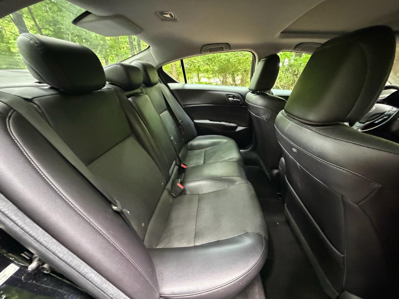 Acura ILX 8-Spd AT w/ Premium Package 2017