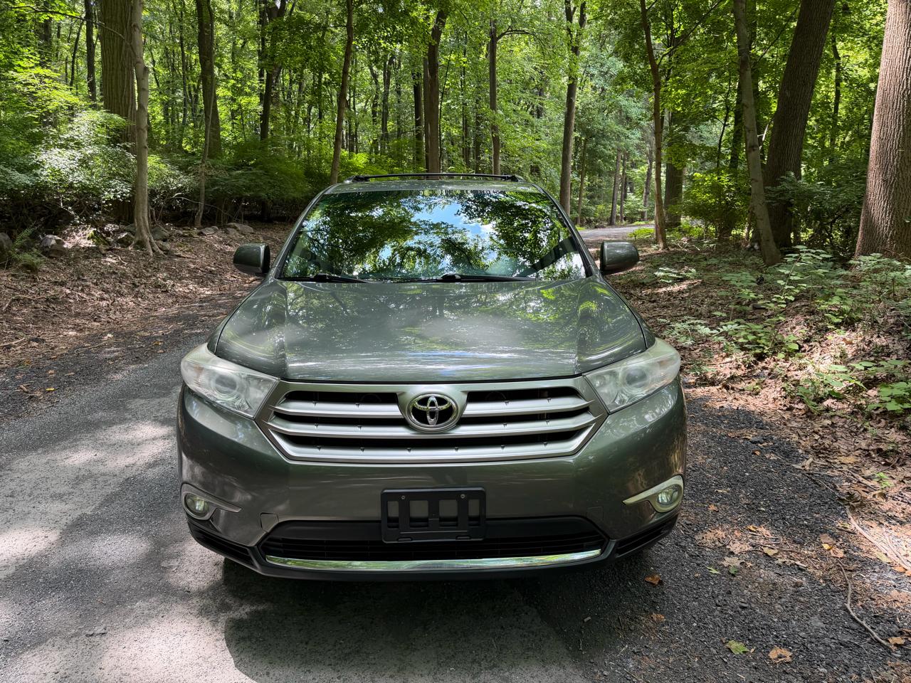 Toyota Highlander Base 4WD 2013