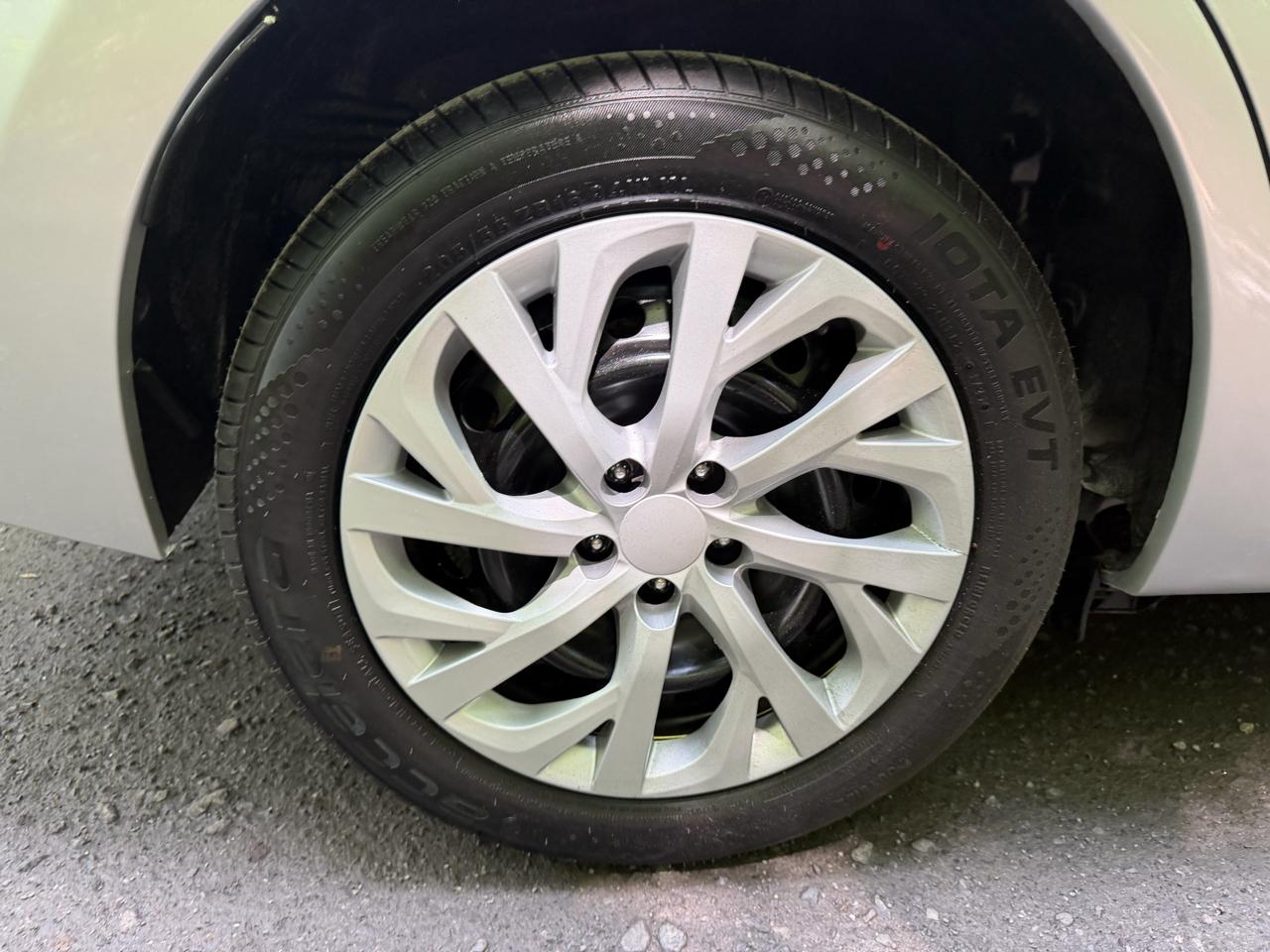Toyota Corolla L CVT 2018
