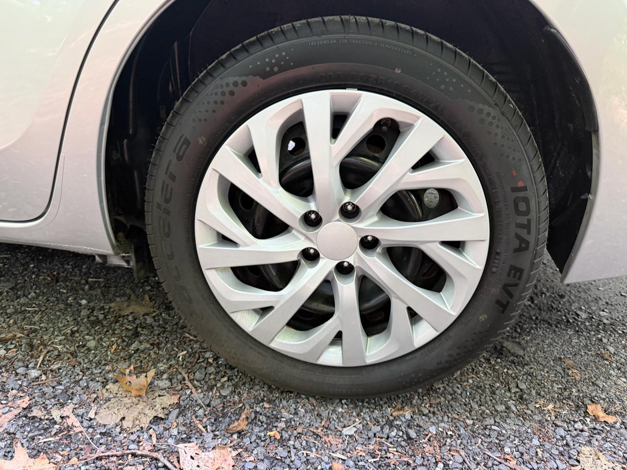 Toyota Corolla L CVT 2018