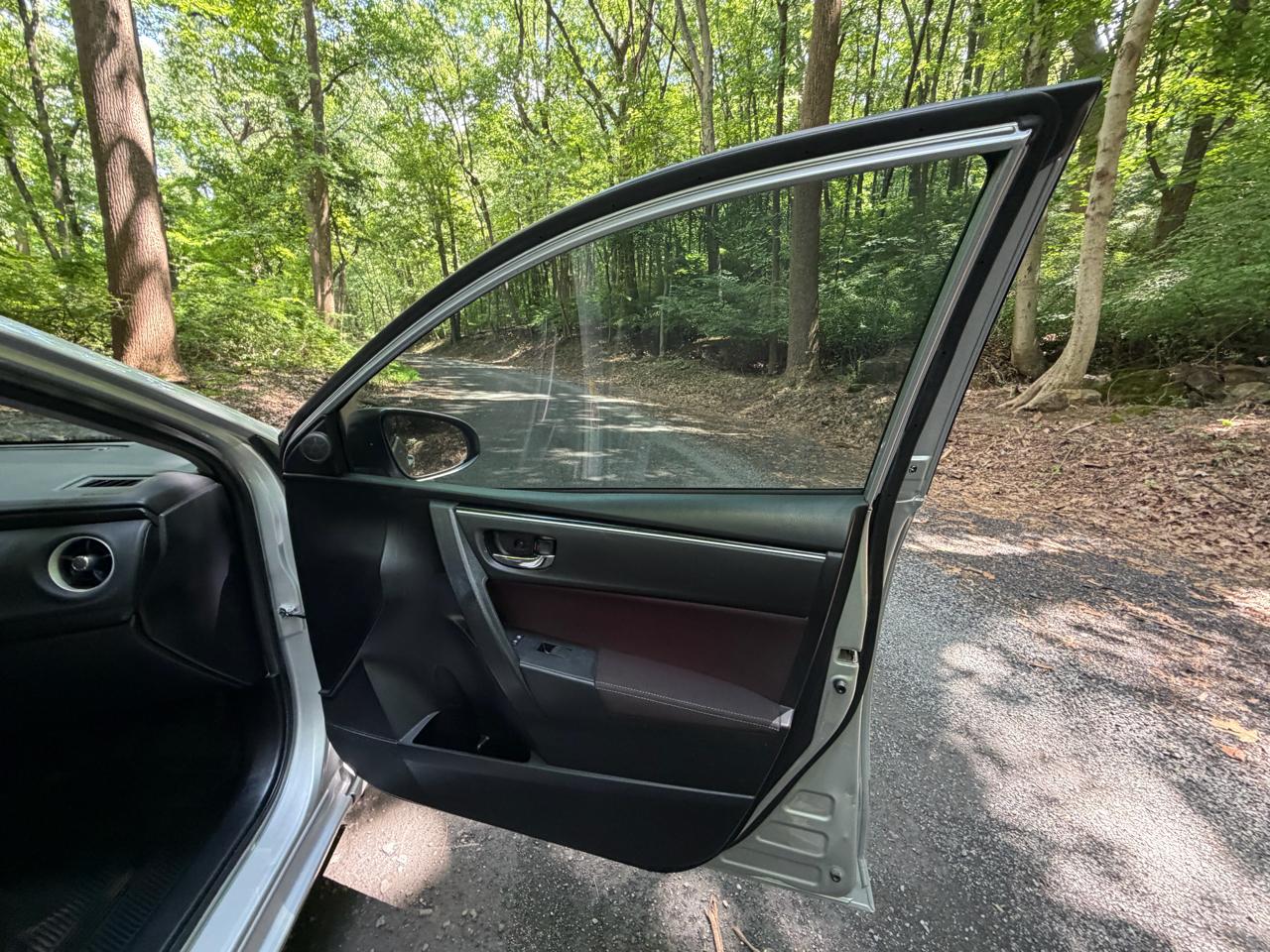 Toyota Corolla L CVT 2018