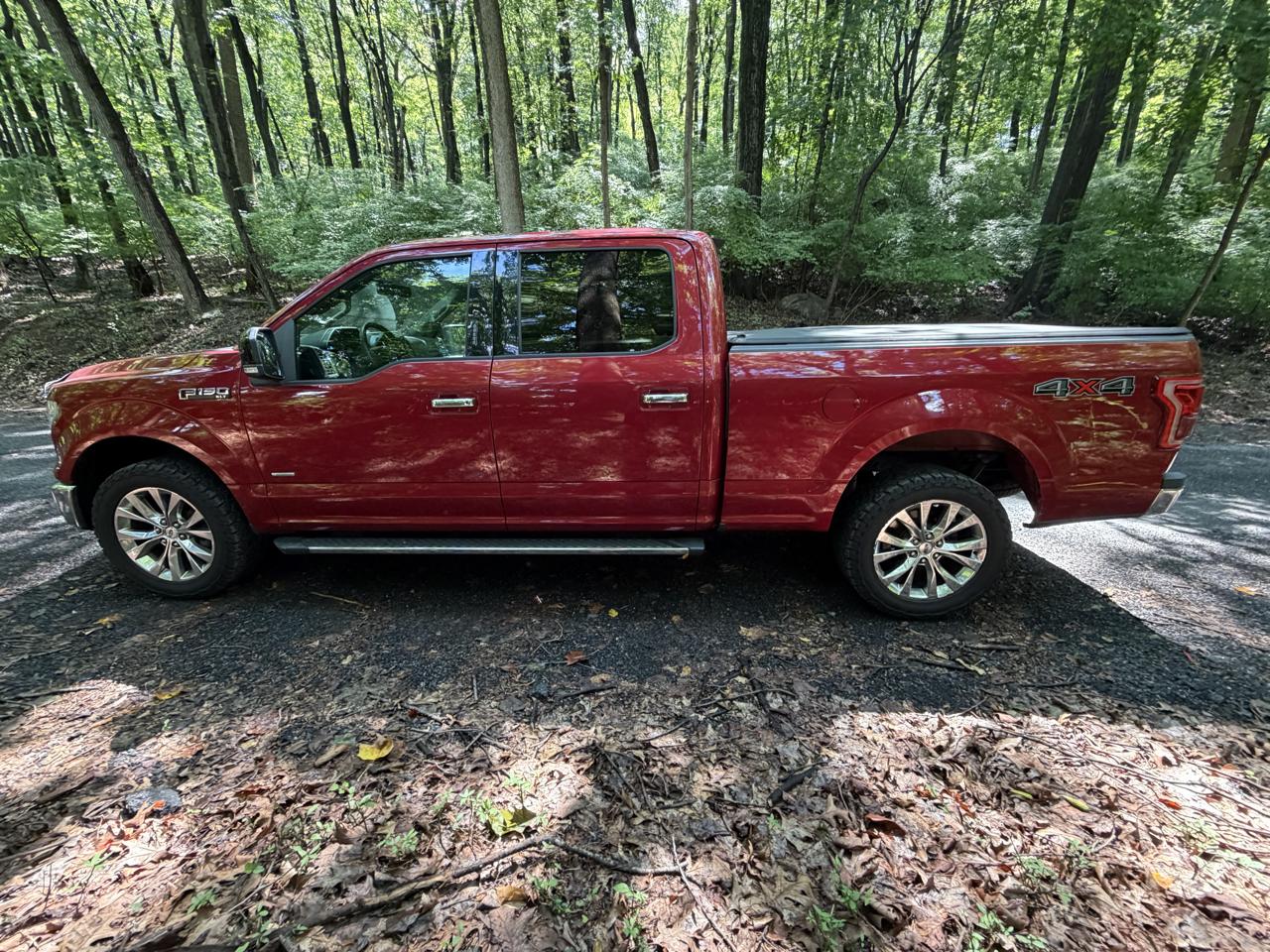 Ford F-150 XL SuperCrew 5.5-ft. Bed 4WD 2015