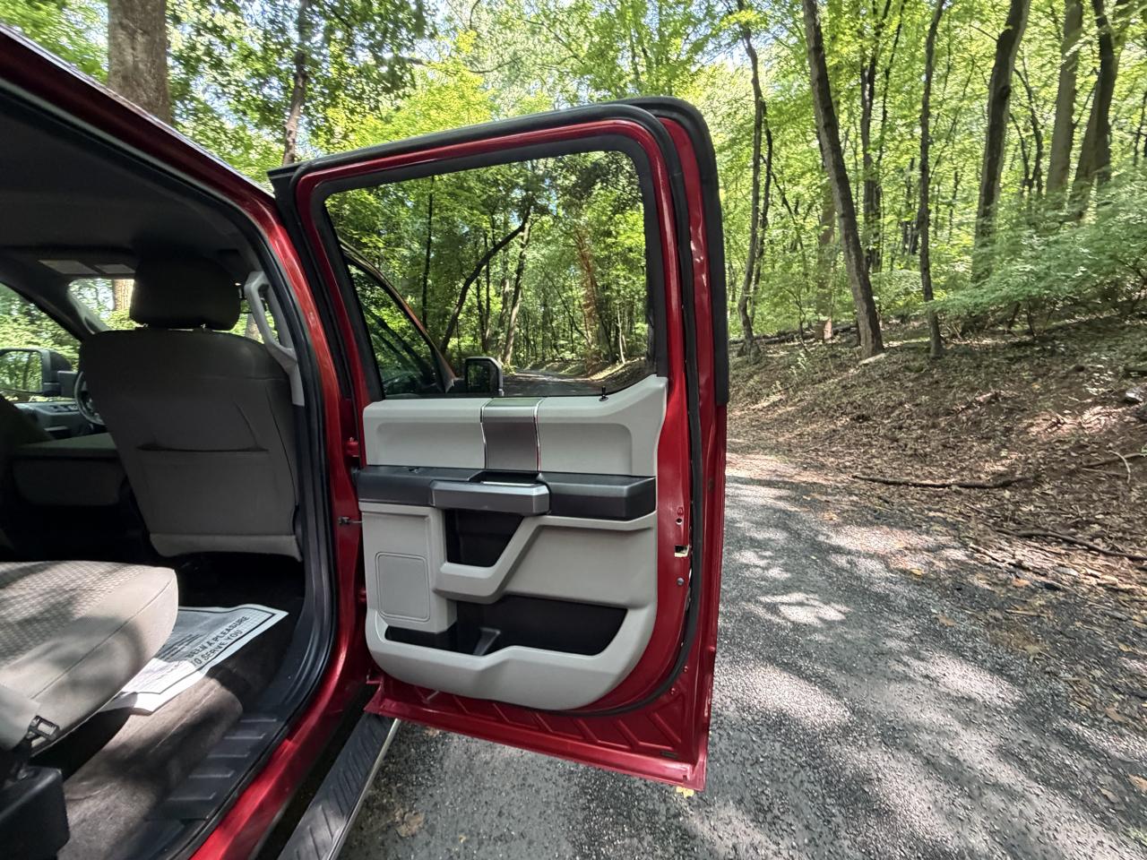 Ford F-150 XL SuperCrew 5.5-ft. Bed 4WD 2015