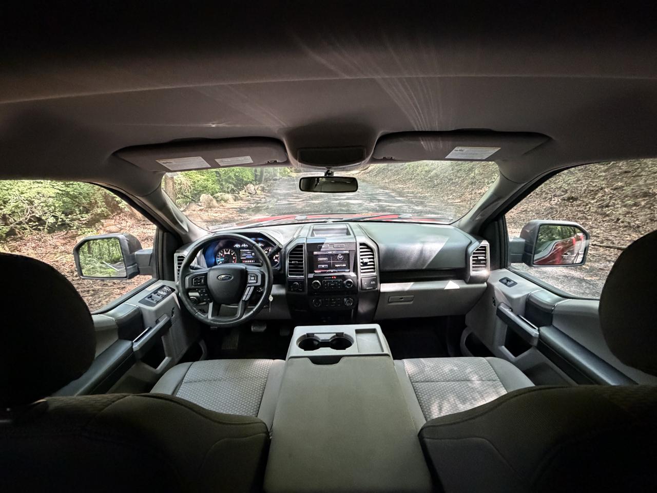 Ford F-150 XL SuperCrew 5.5-ft. Bed 4WD 2015