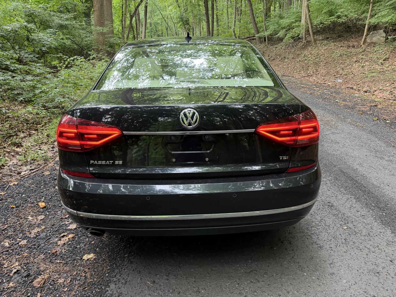 Volkswagen Passat SE w/Technology 2017