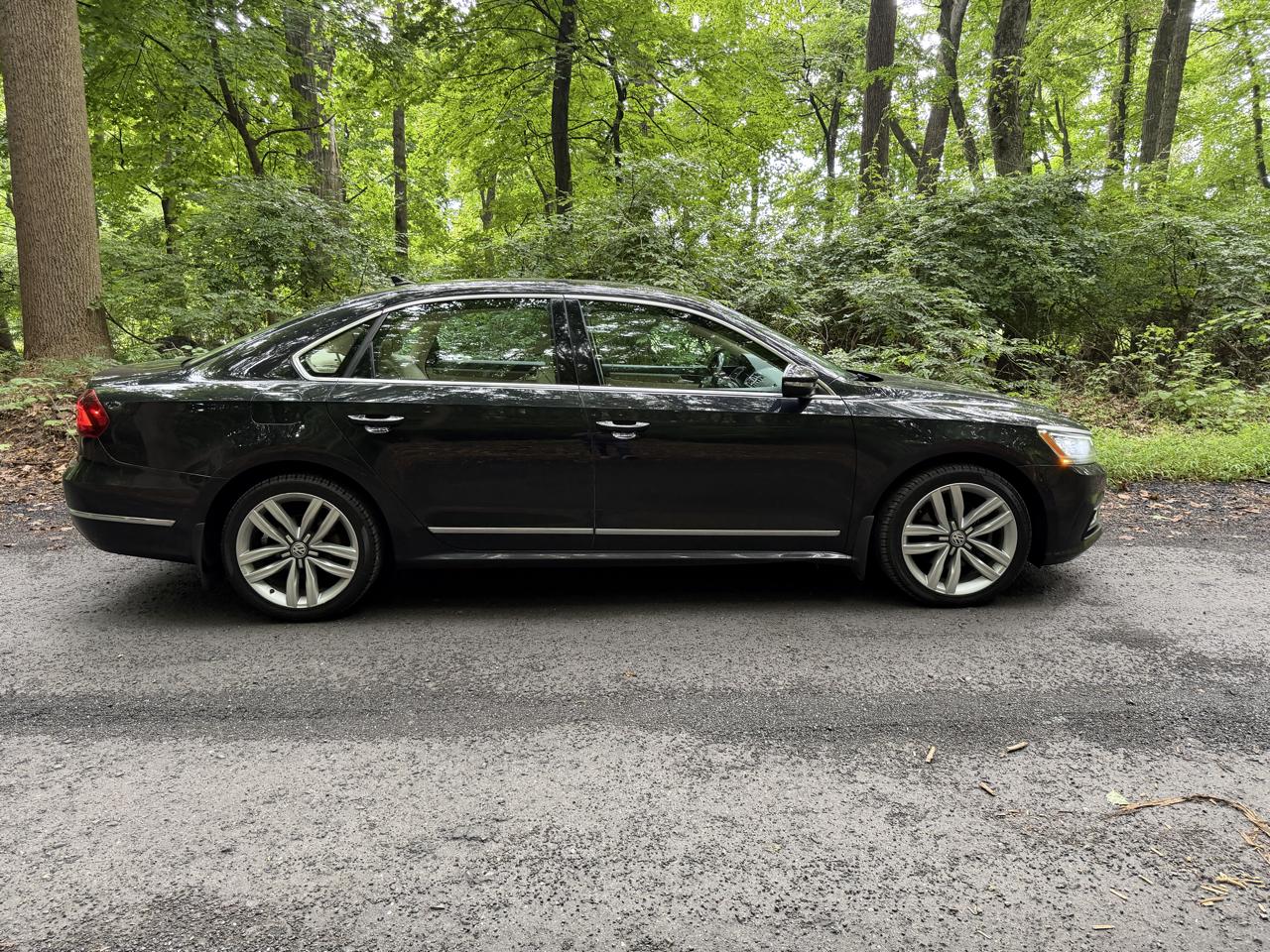 Volkswagen Passat SE w/Technology 2017