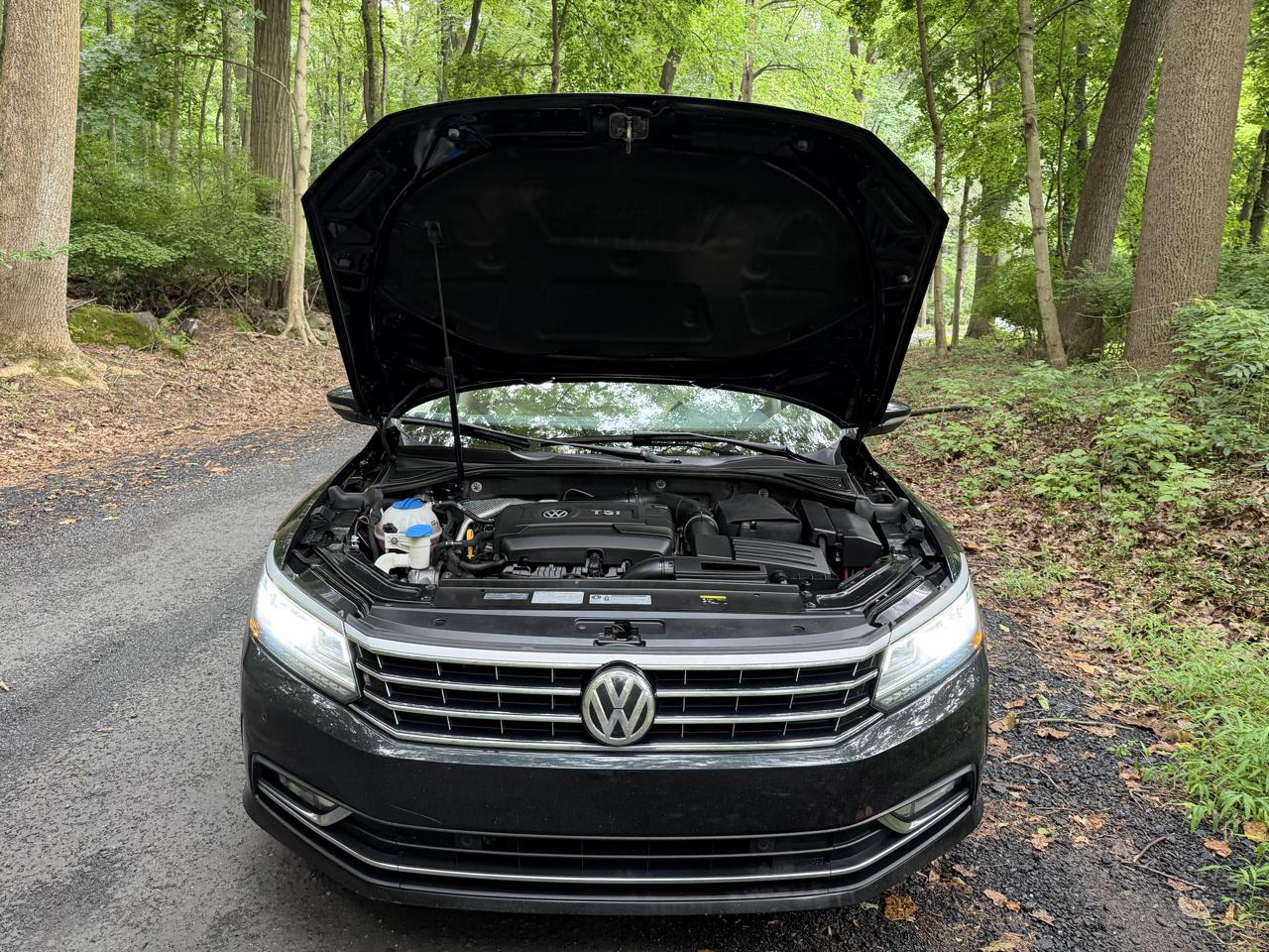 Volkswagen Passat SE w/Technology 2017