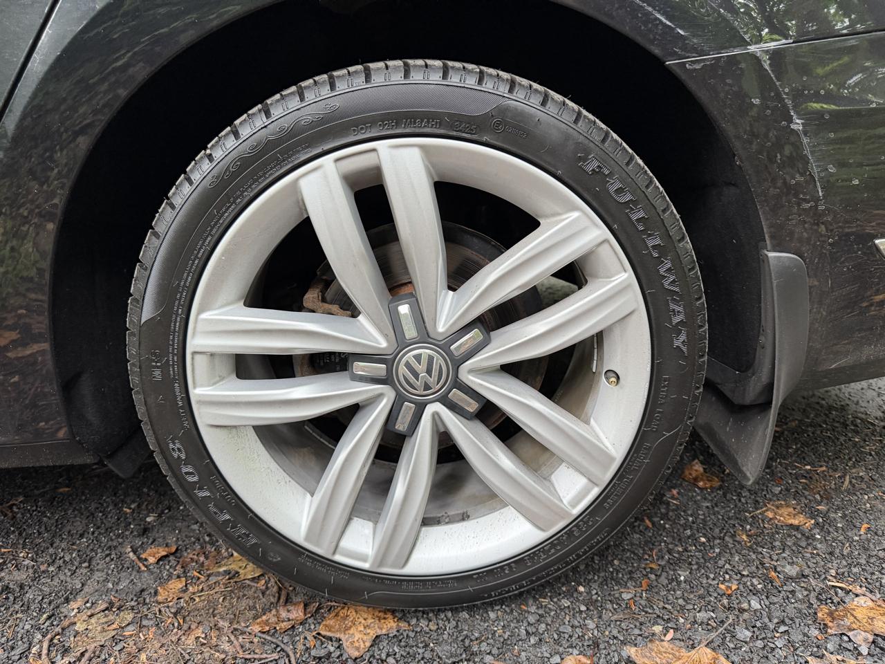 Volkswagen Passat SE w/Technology 2017