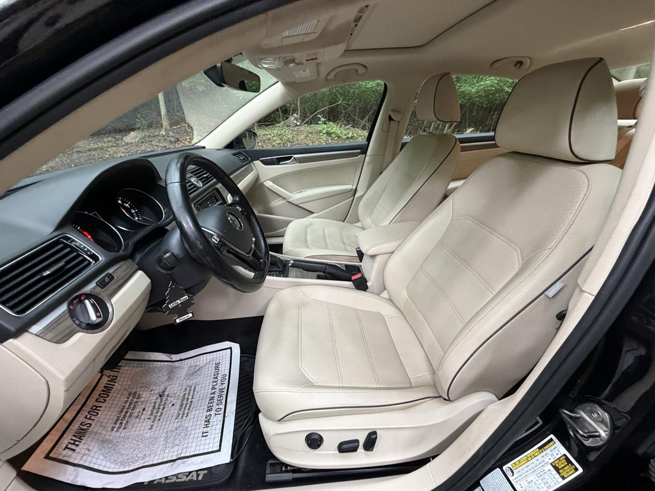 Volkswagen Passat SE w/Technology 2017