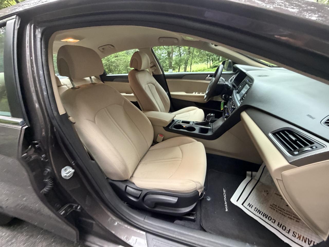 Hyundai Sonata SE 2016