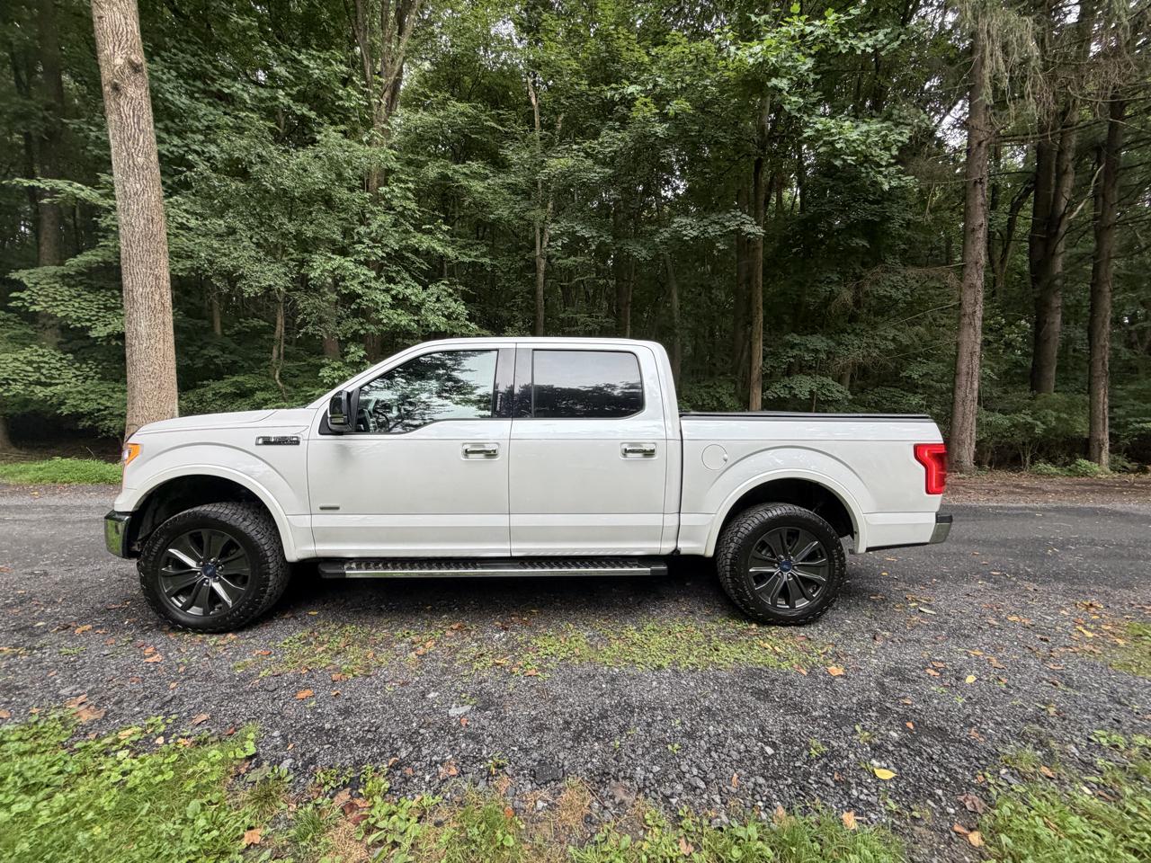 Ford F-150 XL SuperCrew 5.5-ft. Bed 4WD 2015
