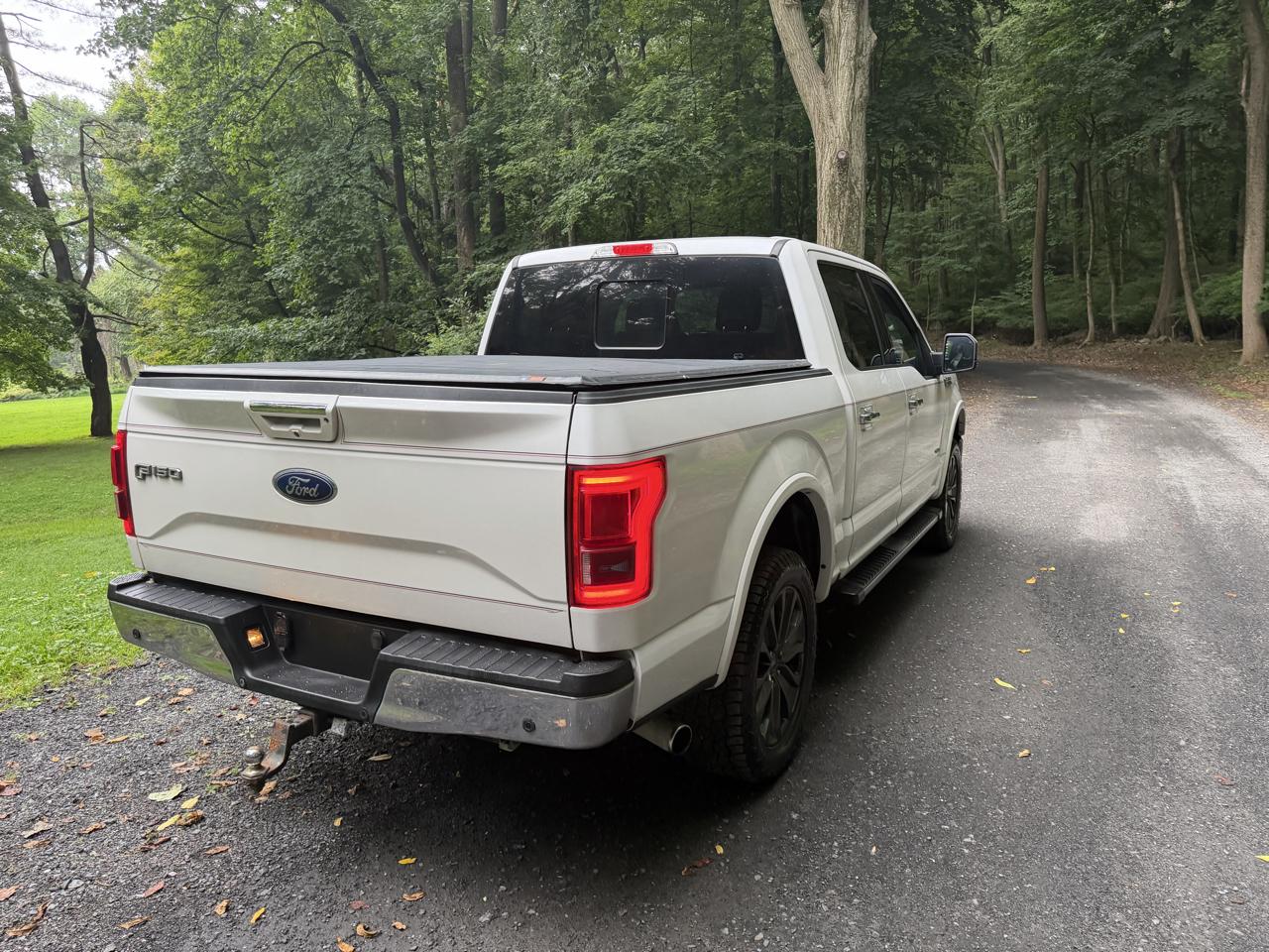 Ford F-150 XL SuperCrew 5.5-ft. Bed 4WD 2015