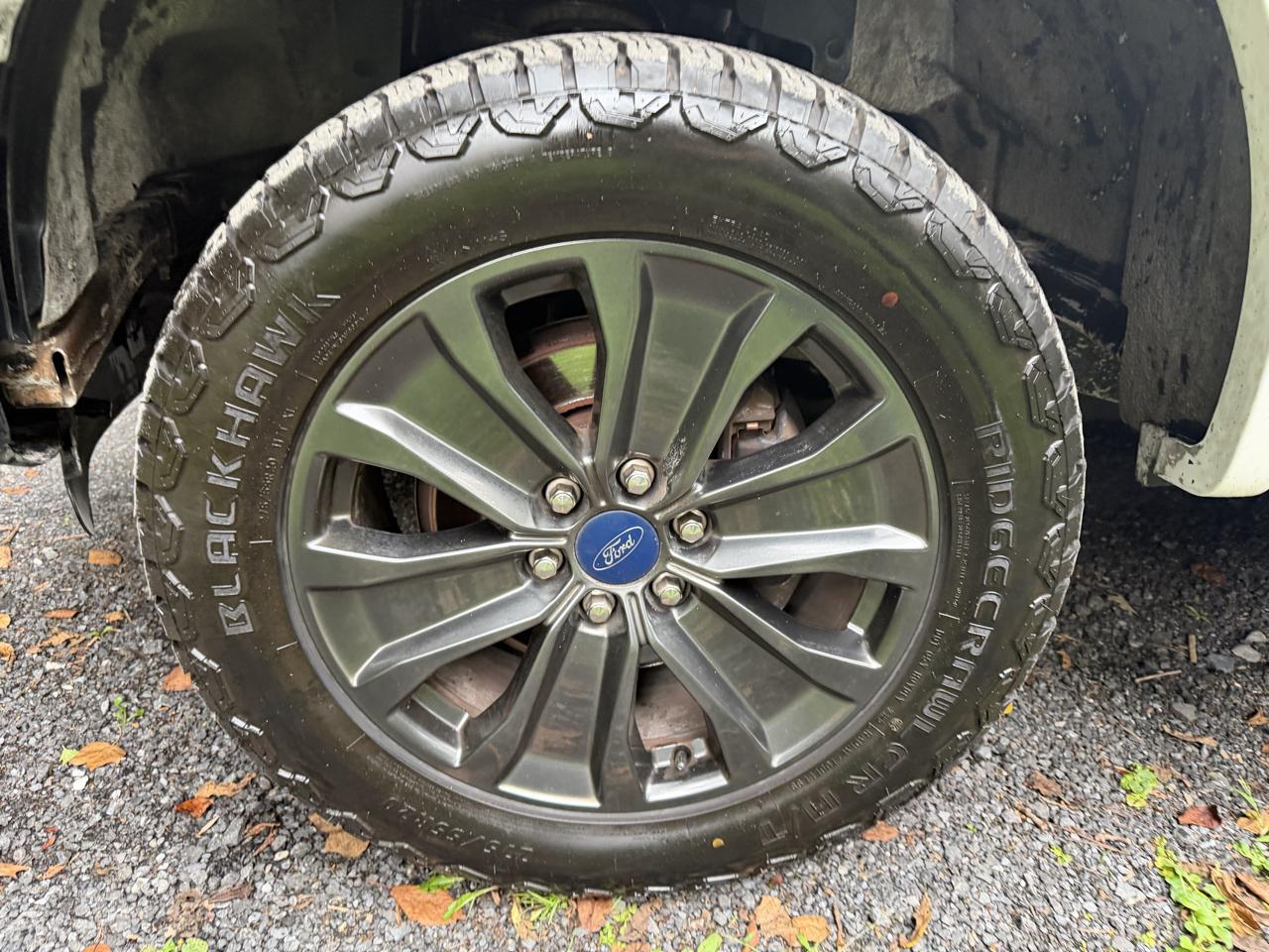 Ford F-150 XL SuperCrew 5.5-ft. Bed 4WD 2015