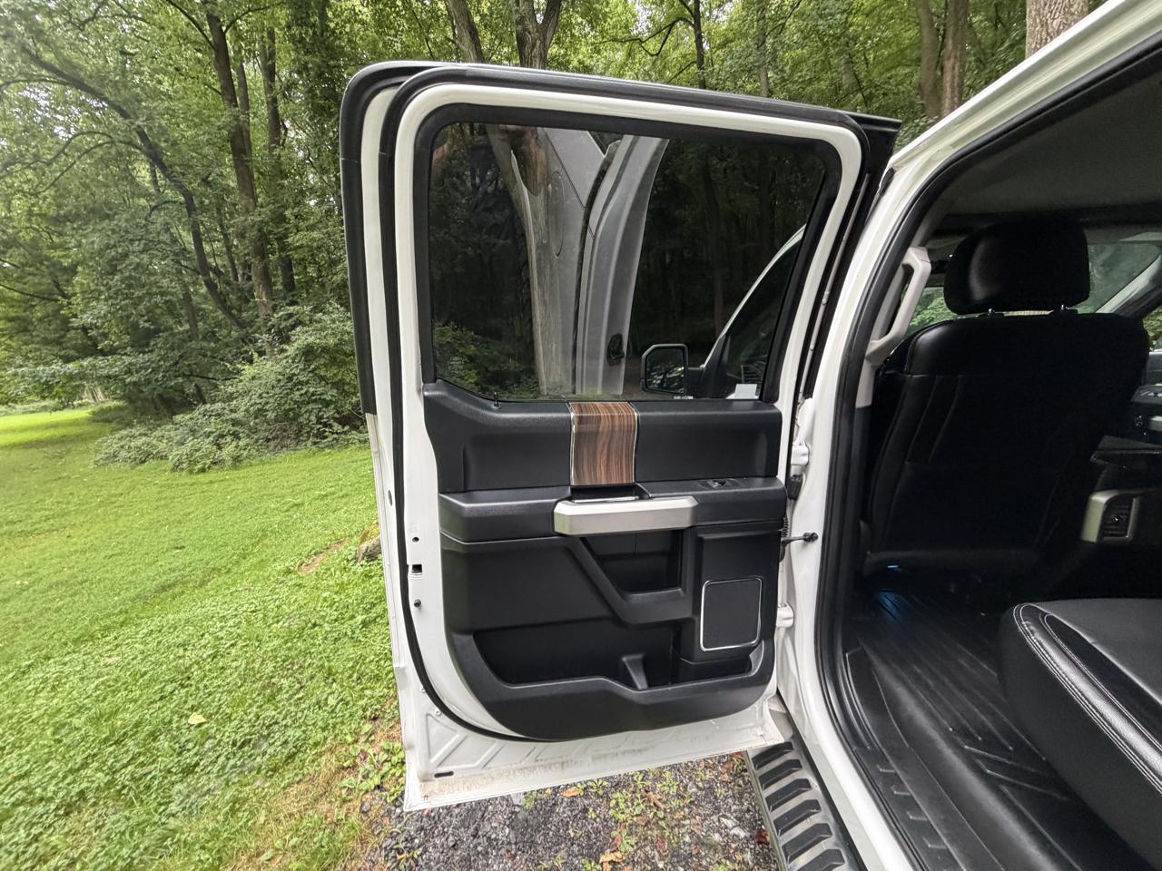 Ford F-150 XL SuperCrew 5.5-ft. Bed 4WD 2015