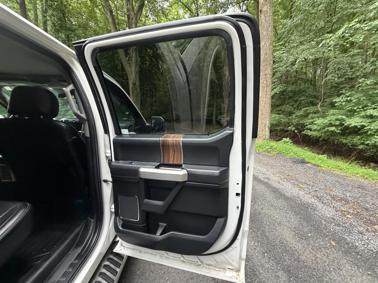 Ford F-150 XL SuperCrew 5.5-ft. Bed 4WD 2015