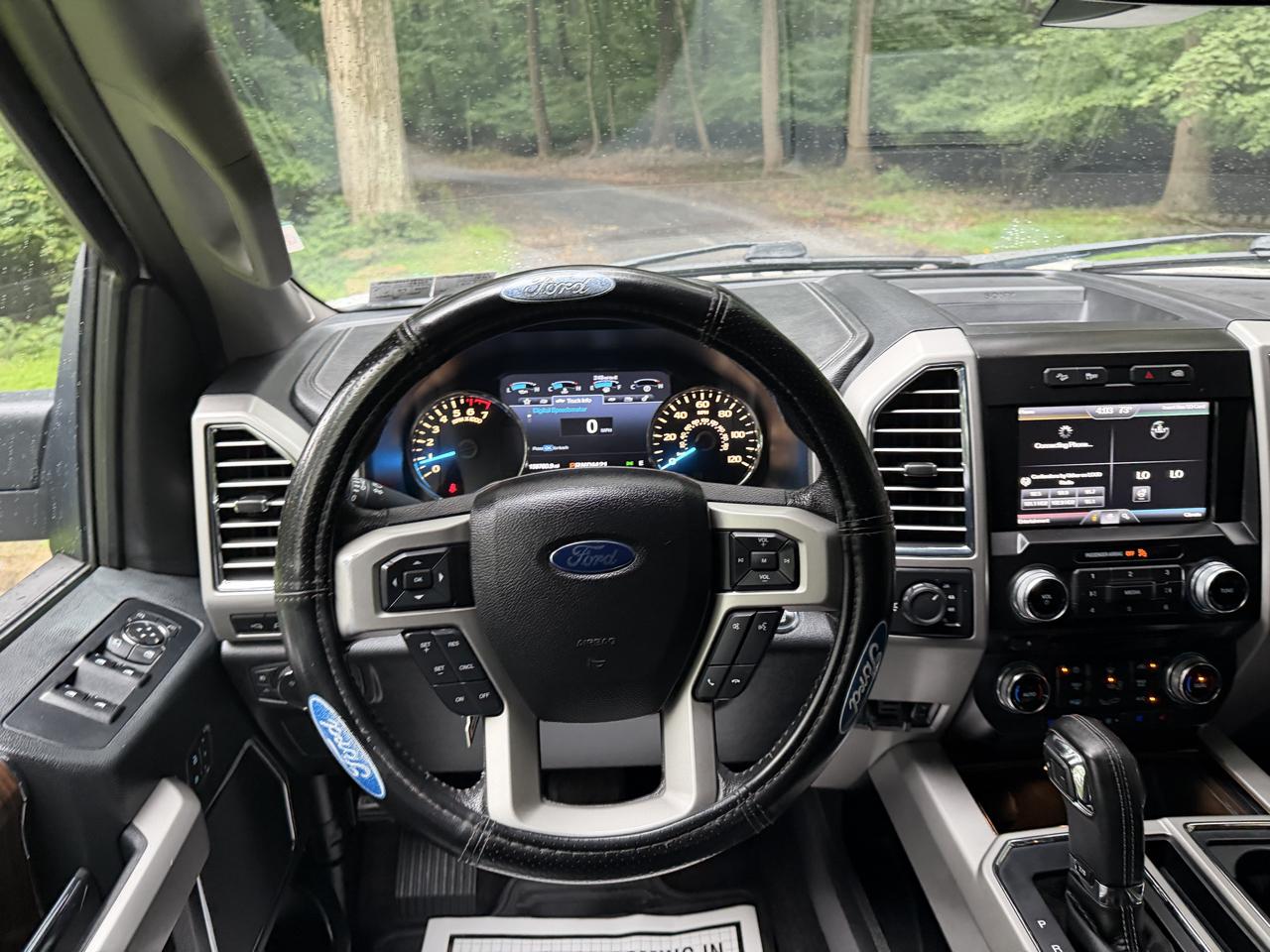 Ford F-150 XL SuperCrew 5.5-ft. Bed 4WD 2015