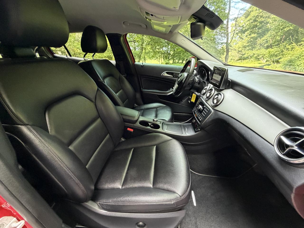 Mercedes-Benz GLA-Class GLA250 4MATIC 2015