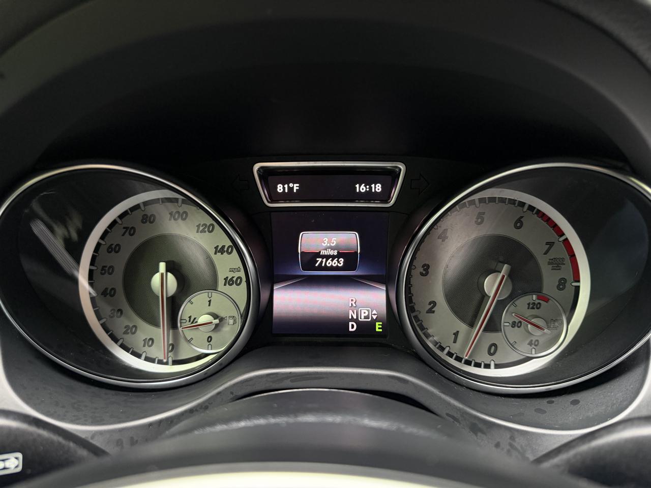 Mercedes-Benz GLA-Class GLA250 4MATIC 2015