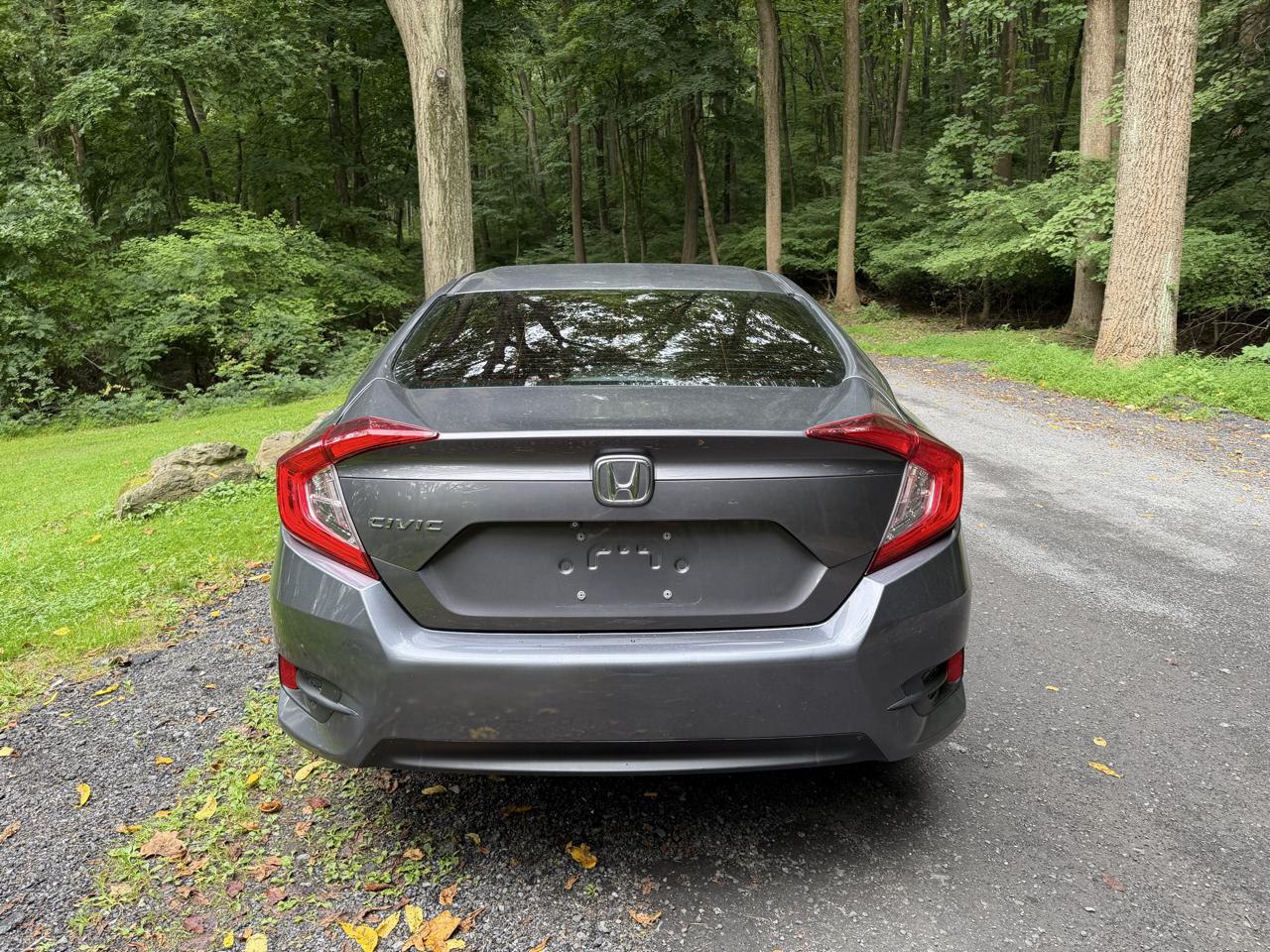 Honda Civic LX Sedan CVT 2017