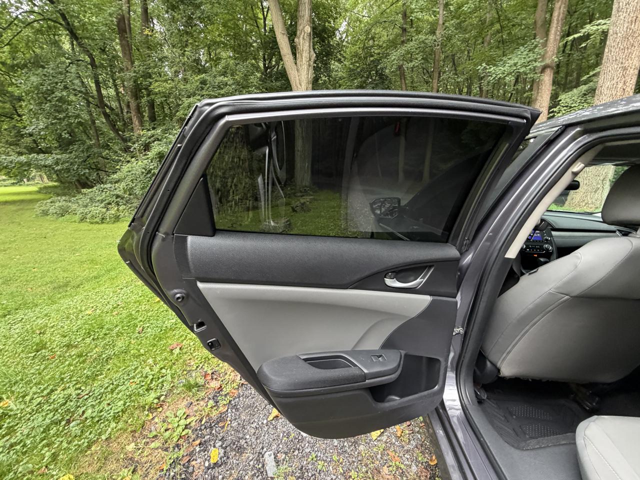 Honda Civic LX Sedan CVT 2017