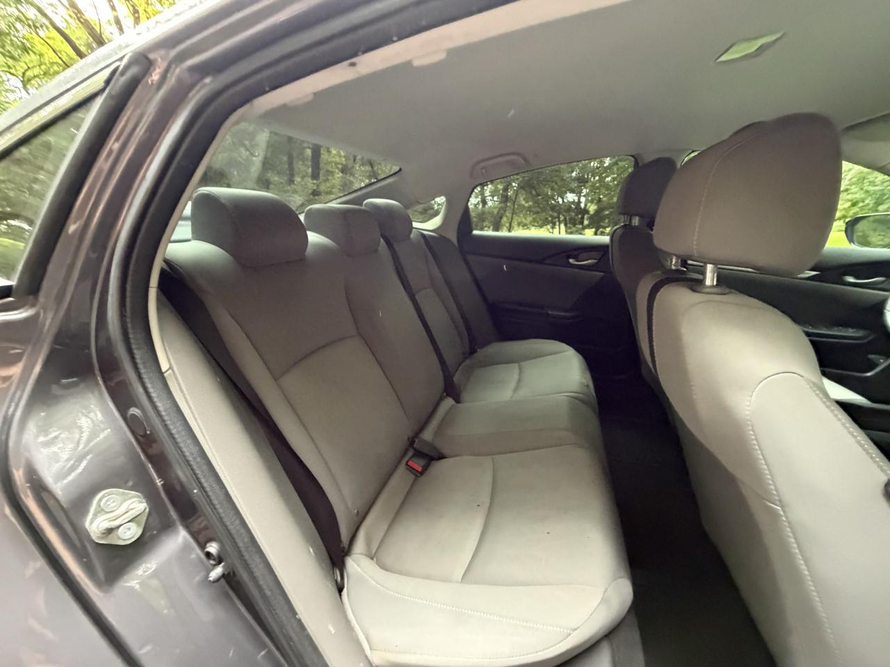 Honda Civic LX Sedan CVT 2017